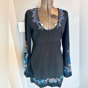Free people holiday folk mini dress with‎ bell sleeves size 4